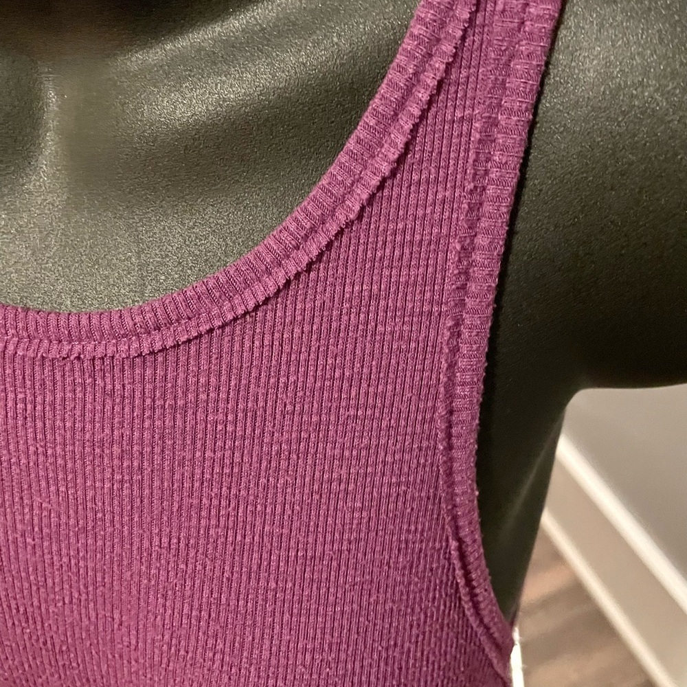 FREE People Flowy Tank 🥳HOST PICK🥳 - Picture 5 of 10